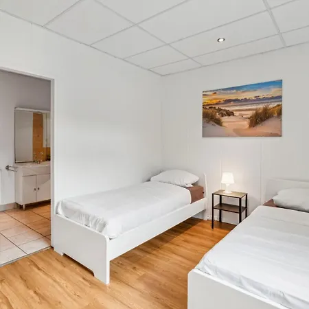 For Workers Bedburg * Hau